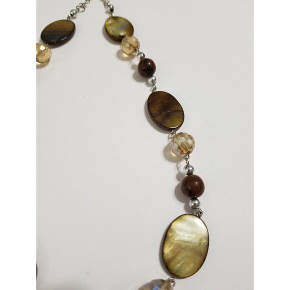 Fourteen inch brown beaded necklace with a three inch extension b95 - Picture 5 of 6